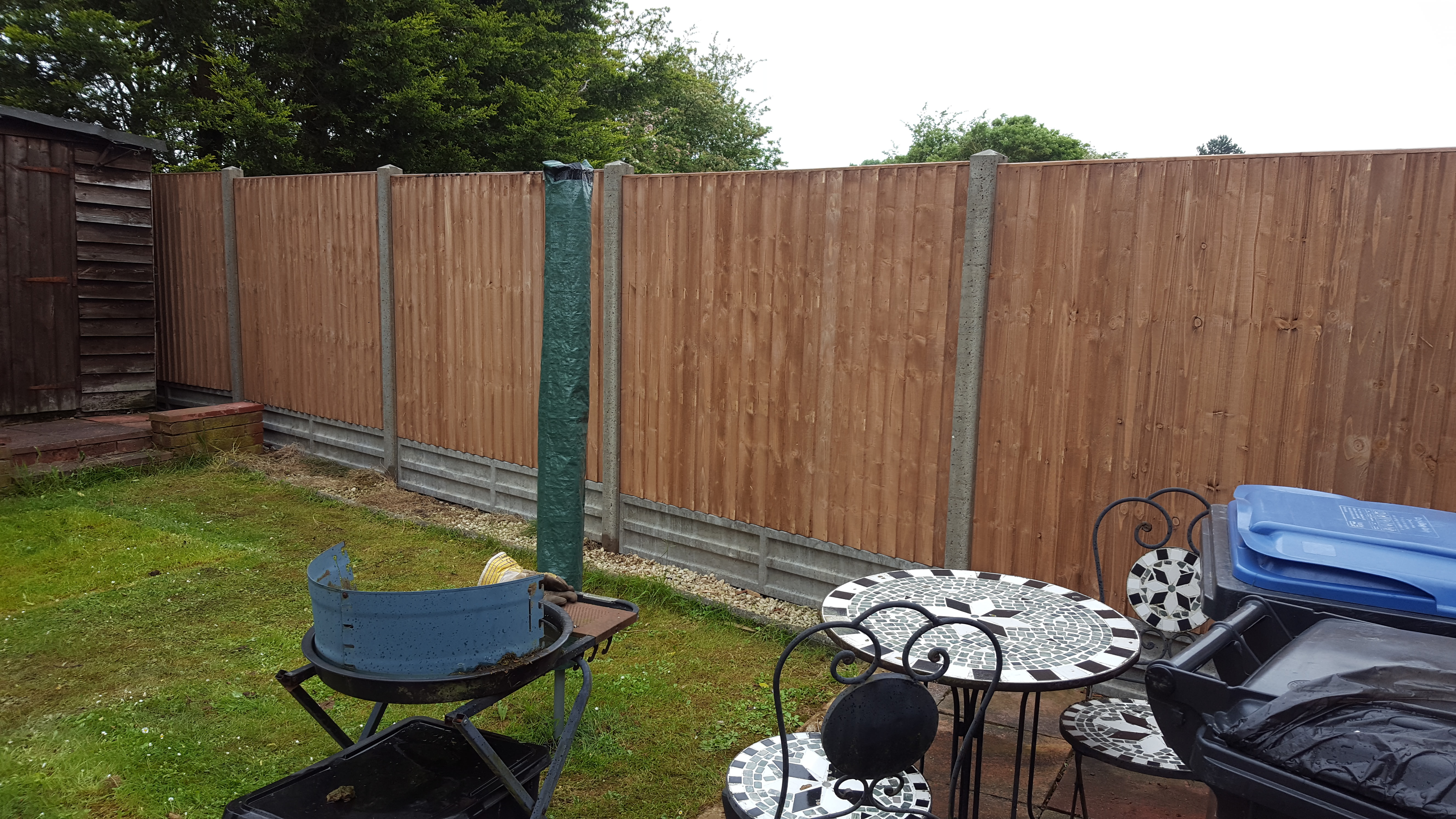 new-right-hand-side-fence-pottersfield