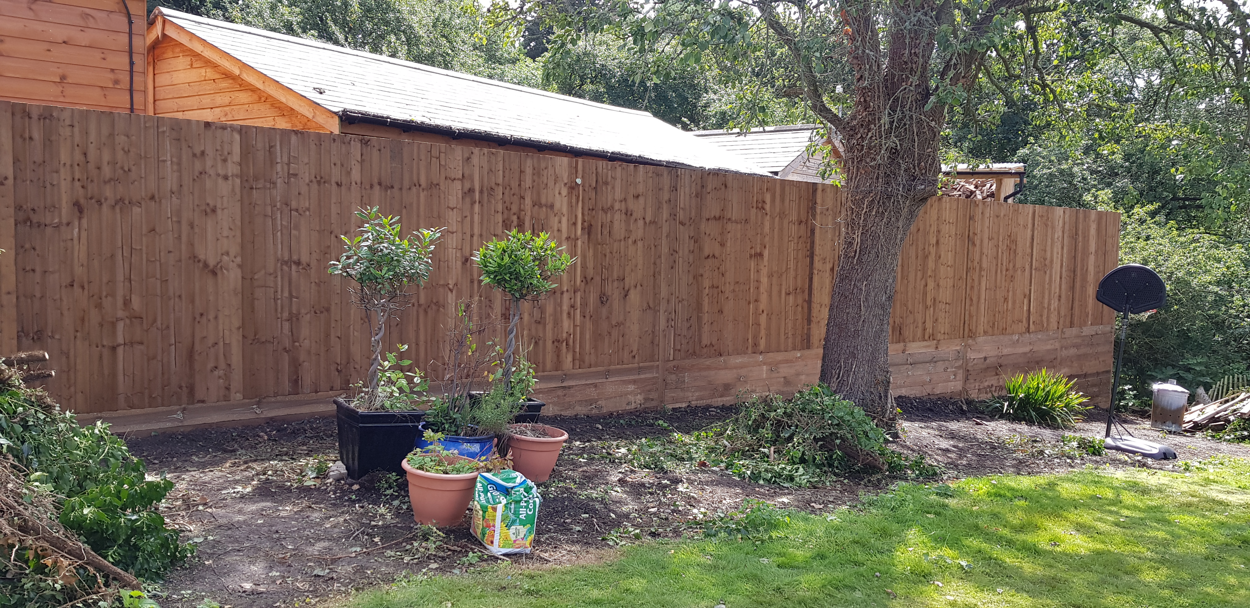 New Timber Closeboarded Fence